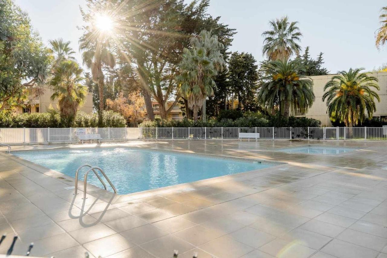 Spacious Apartment At A 5 Min Walk From The Beach Antibes Dış mekan fotoğraf