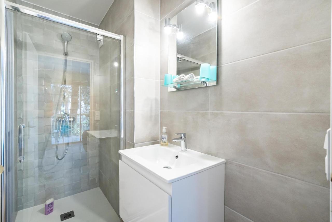 Spacious Apartment At A 5 Min Walk From The Beach Antibes Dış mekan fotoğraf
