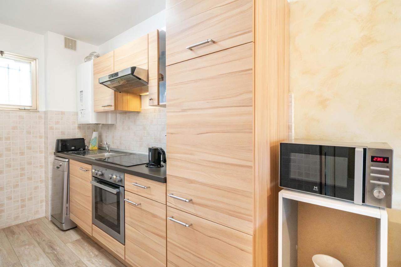 Spacious Apartment At A 5 Min Walk From The Beach Antibes Dış mekan fotoğraf