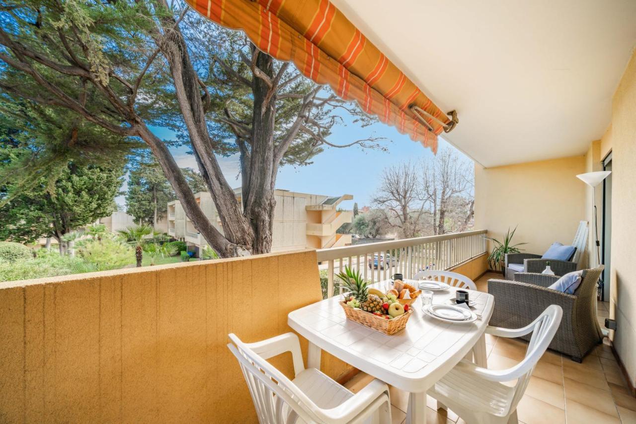 Spacious Apartment At A 5 Min Walk From The Beach Antibes Dış mekan fotoğraf