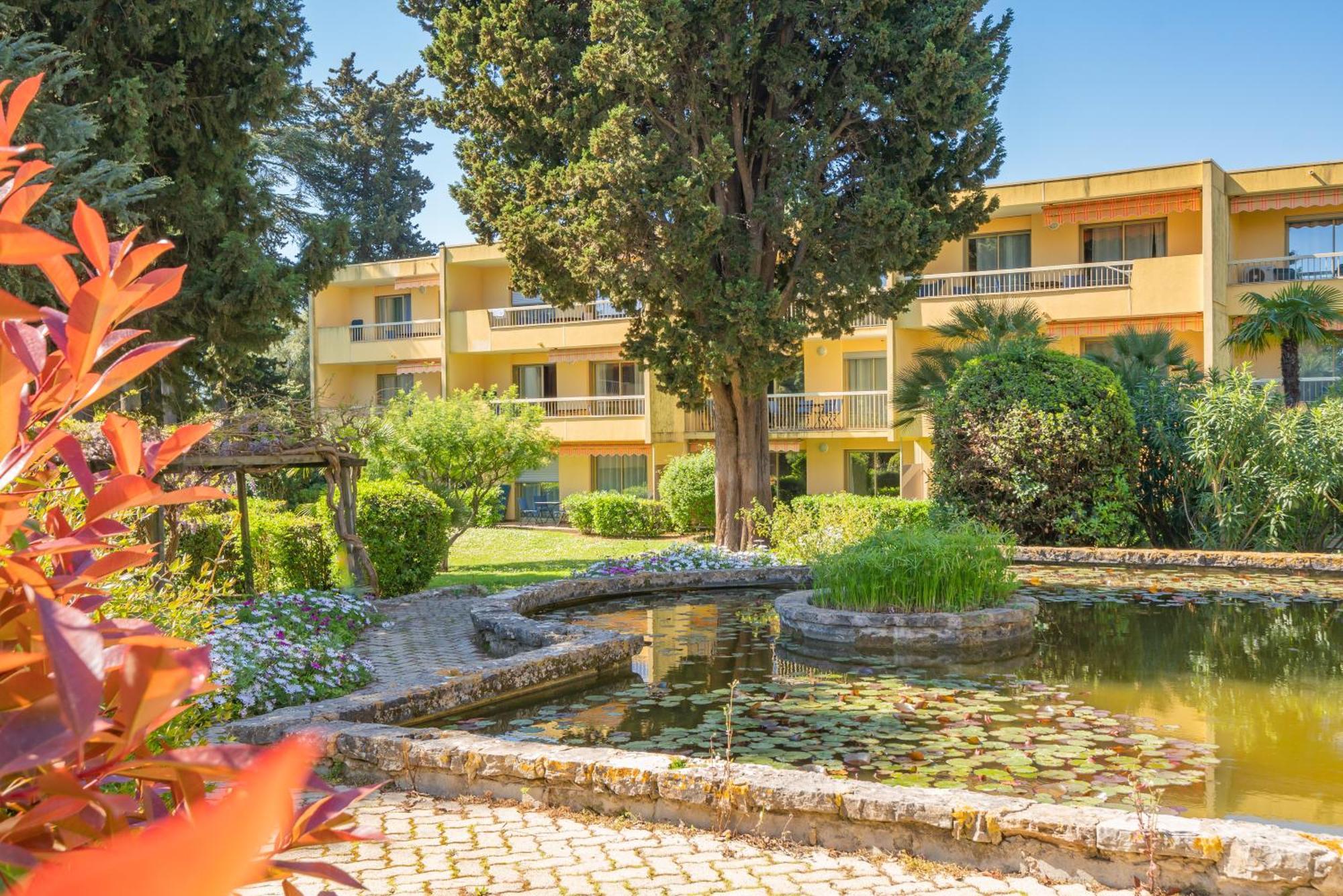 Spacious Apartment At A 5 Min Walk From The Beach Antibes Dış mekan fotoğraf